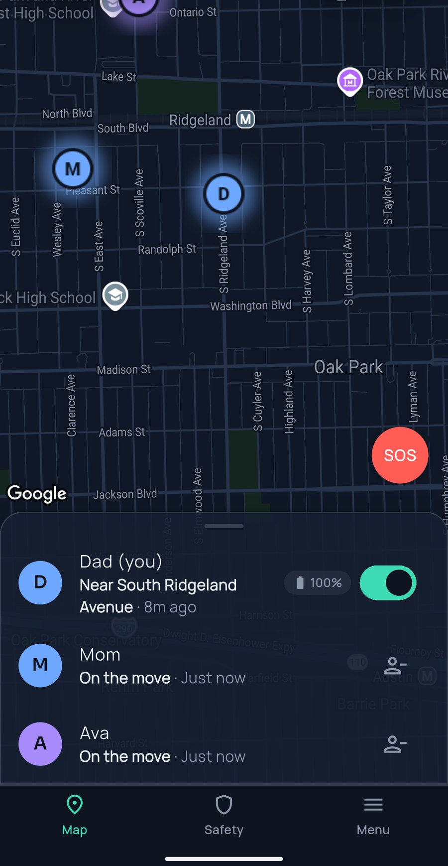FamilySeen family location sharing app — live map with Dad, Mom and Ava around Oak Park